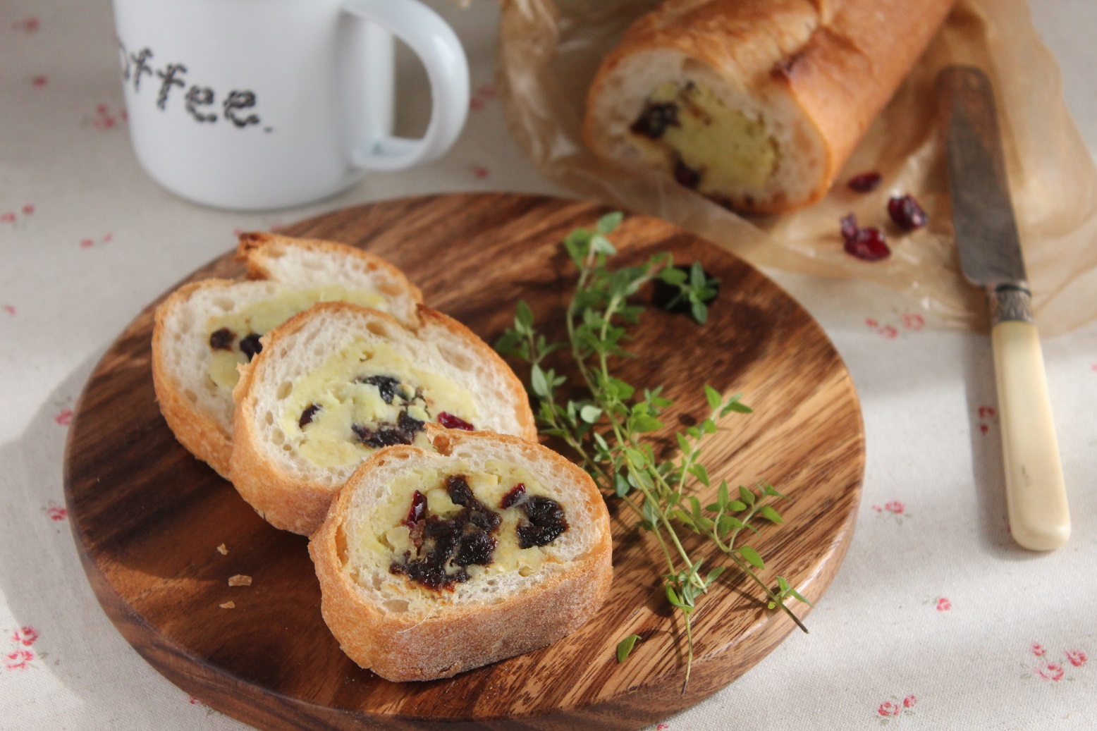 「残ったフランスパン」を翌朝もおいしく！おすすめ保存方法とレシピ♪