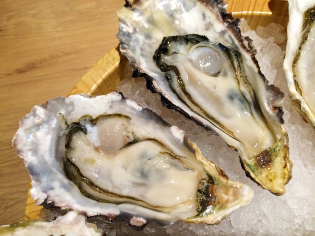 海のミルクと言われるワケは？「牡蠣」が楽しめる都内のおすすめ店2選