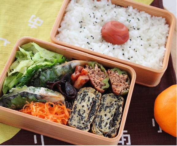 魚おかずのお悩み解決！「塩さばの大葉巻き」のお弁当