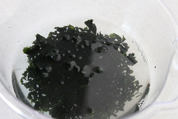 食物繊維がギュギュッ!簡単「わかめの肉巻き」のお弁当レシピ 食物繊維がギュギュッ!簡単「わかめの肉巻き」のお弁当レシピ