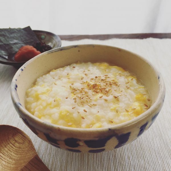 あの食品を使えば10分で完成！簡単ふんわり「卵がゆ」