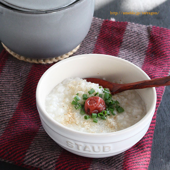 レンジで5分!朝のカラダがほっとする「中華たまご粥」 レンジで5分!朝のカラダがほっとする「中華たまご粥」