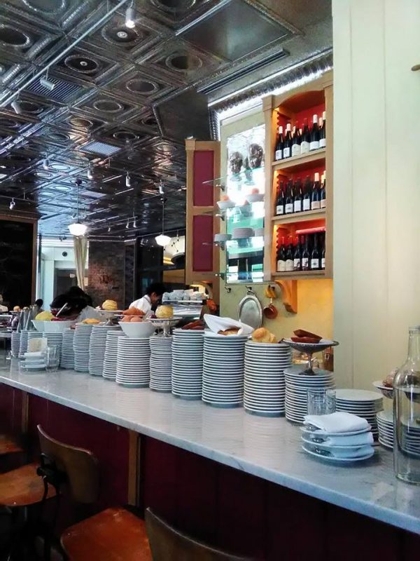 ミッドタウン日比谷1FのBuvette 店内 ミッドタウン日比谷1FのBuvette 店内