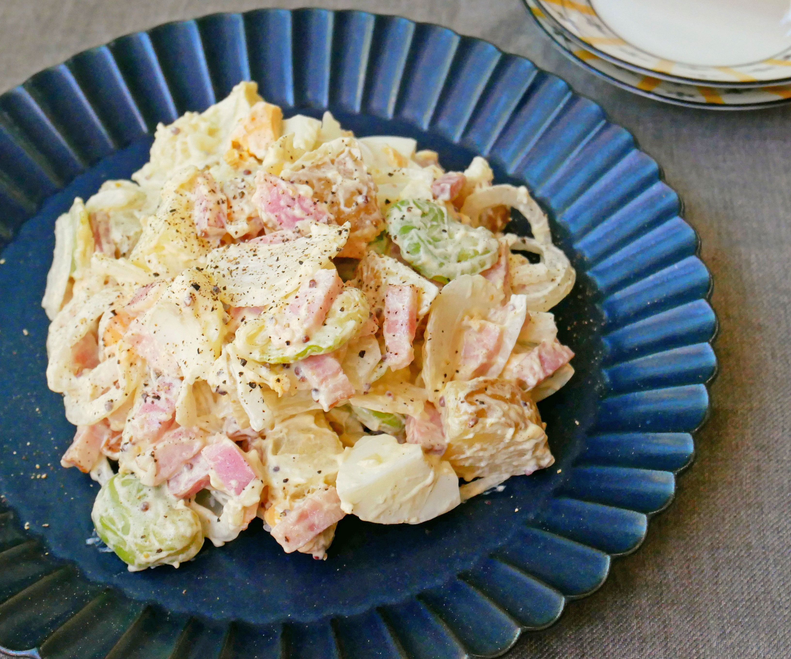 ホクホク食感♪旬を味わう季節限定レシピ「そら豆のポテトサラダ」