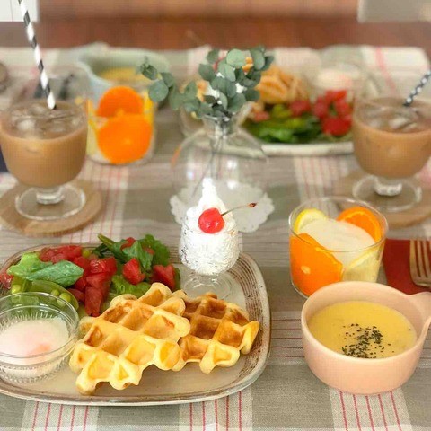 ホットケーキミックスなら簡単!「ワッフル」で朝カフェごはん ホットケーキミックスなら簡単!「ワッフル」で朝カフェごはん