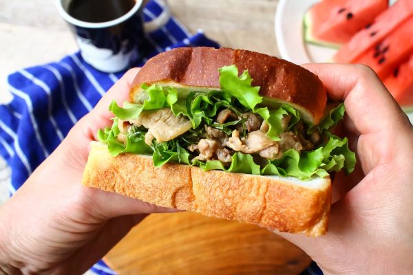夏もやっぱり朝はコレ！料理家・ブロガーさんの「食パン」アレンジ5選