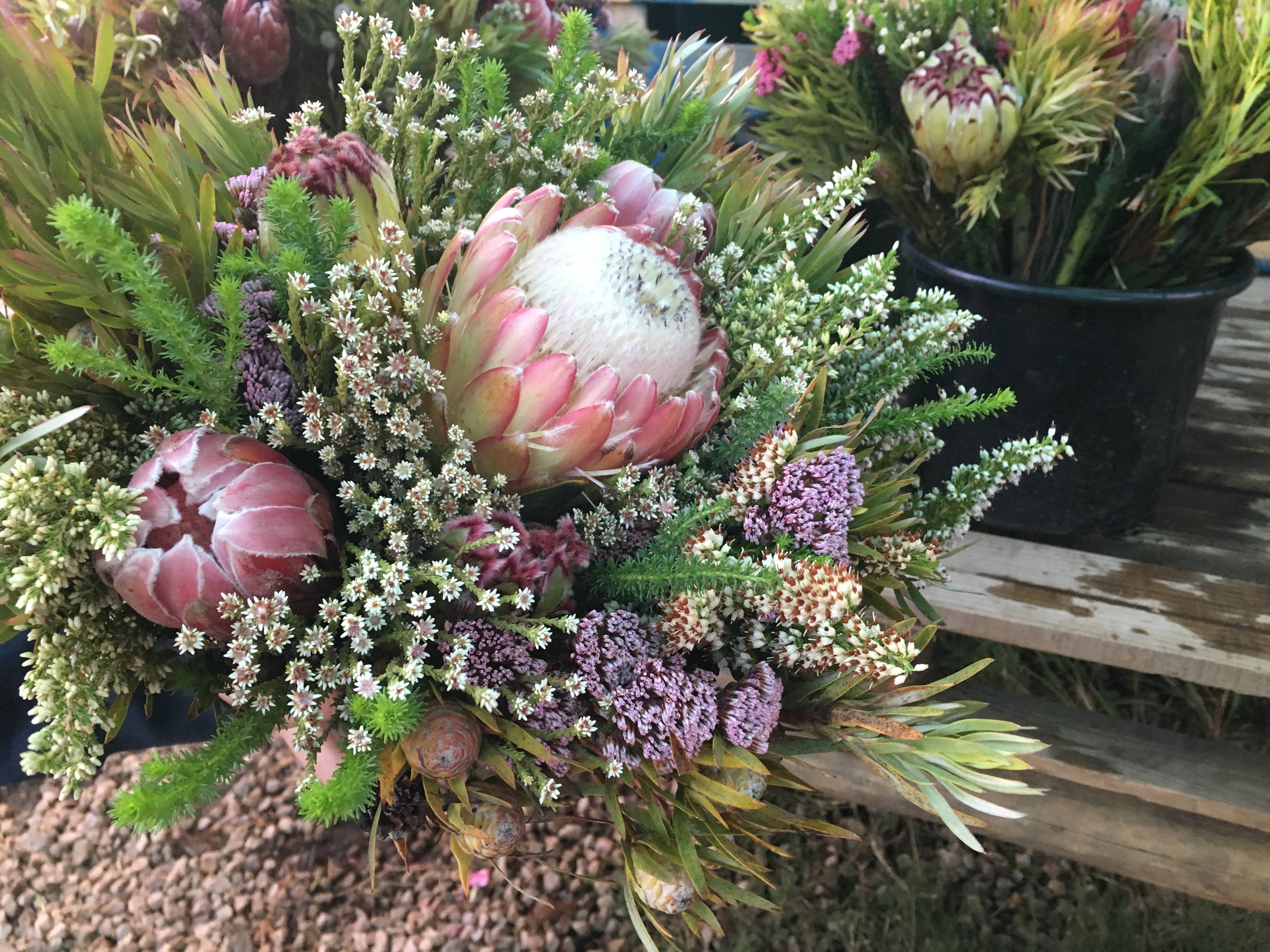 「日々の暮らしに花を添えて」