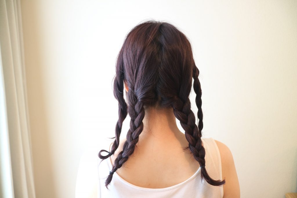 後ろ姿にうっとり♪浴衣にもぴったりな華やかヘアアレンジ 後ろ姿にうっとり♪浴衣にもぴったりな華やかヘアアレンジ