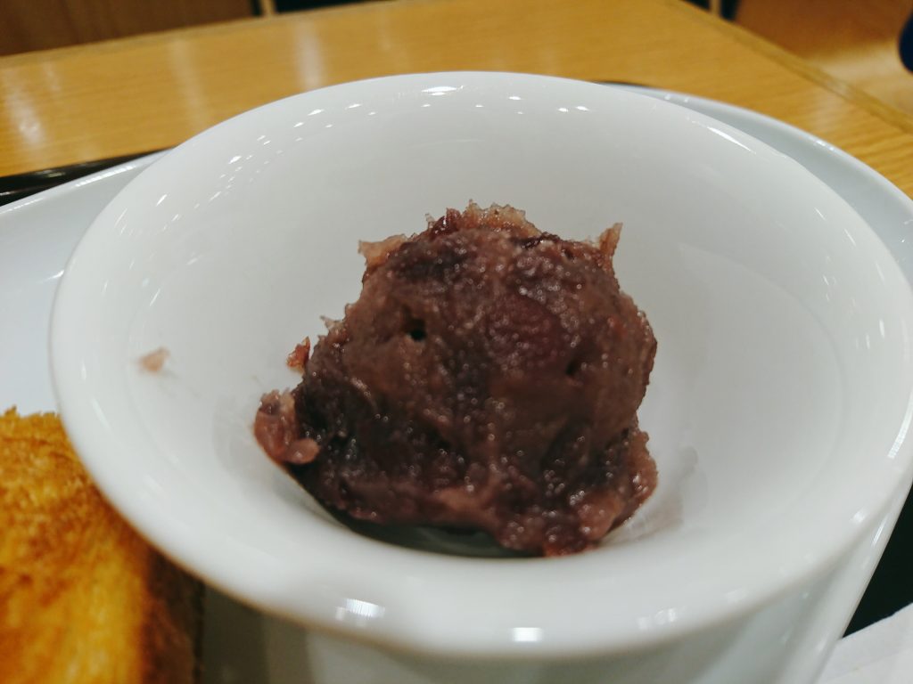 京菓匠 鶴屋吉信 京・茶房 TSURU(ツル) モーニングの小倉トースト 京菓匠 鶴屋吉信 京・茶房 TSURU(ツル) モーニングの小倉トースト