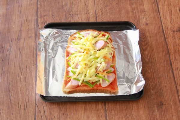簡単「ナポリタントースト」 簡単「ナポリタントースト」