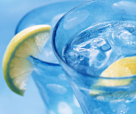 シュワッと気分転換！コンビニで買える「炭酸水」私のおすすめはコレ