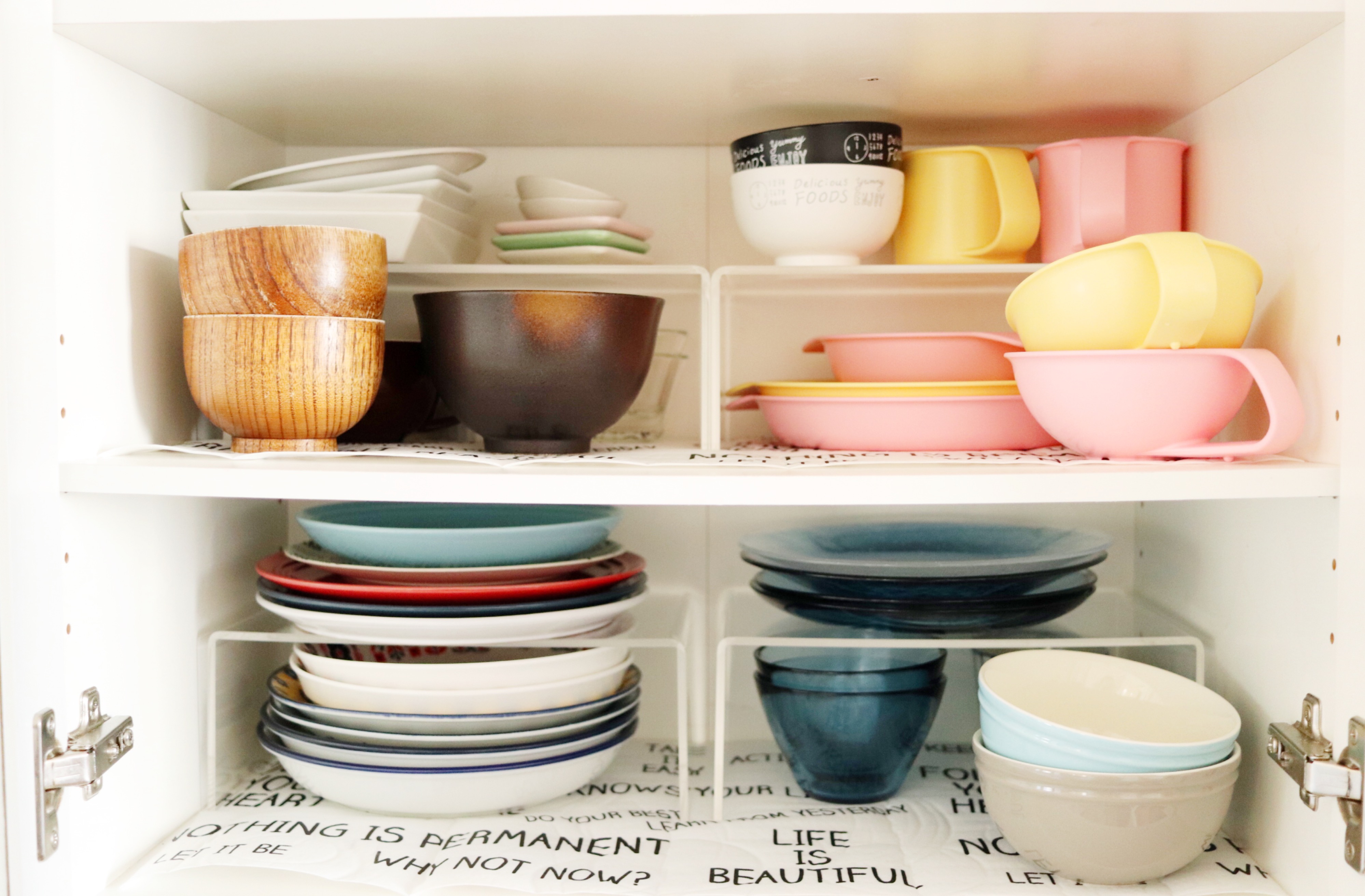 「無印良品」の3アイテムで！食器棚を簡単に使いやすくする方法