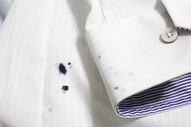 お家でできる！洋服のシミを落とす時のヒント