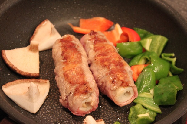 全体に焼き色をつける 全体に焼き色をつける