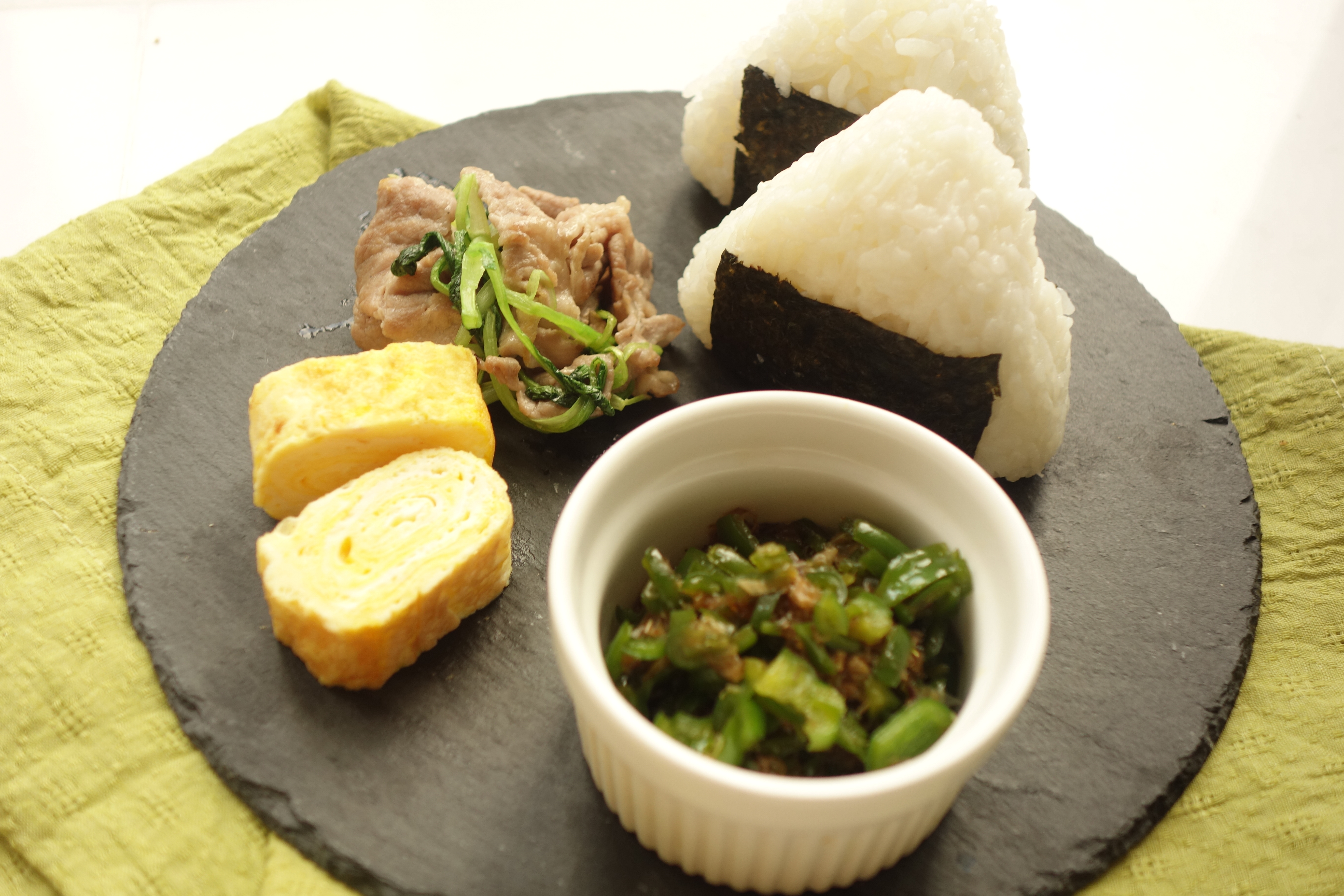 さっと煮るだけで簡単！ご飯のお供に♪「ピーマンおかか」