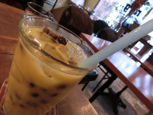 「ブラックパールアイスティ」ってどんな飲み物？飲み物の英語名2つ