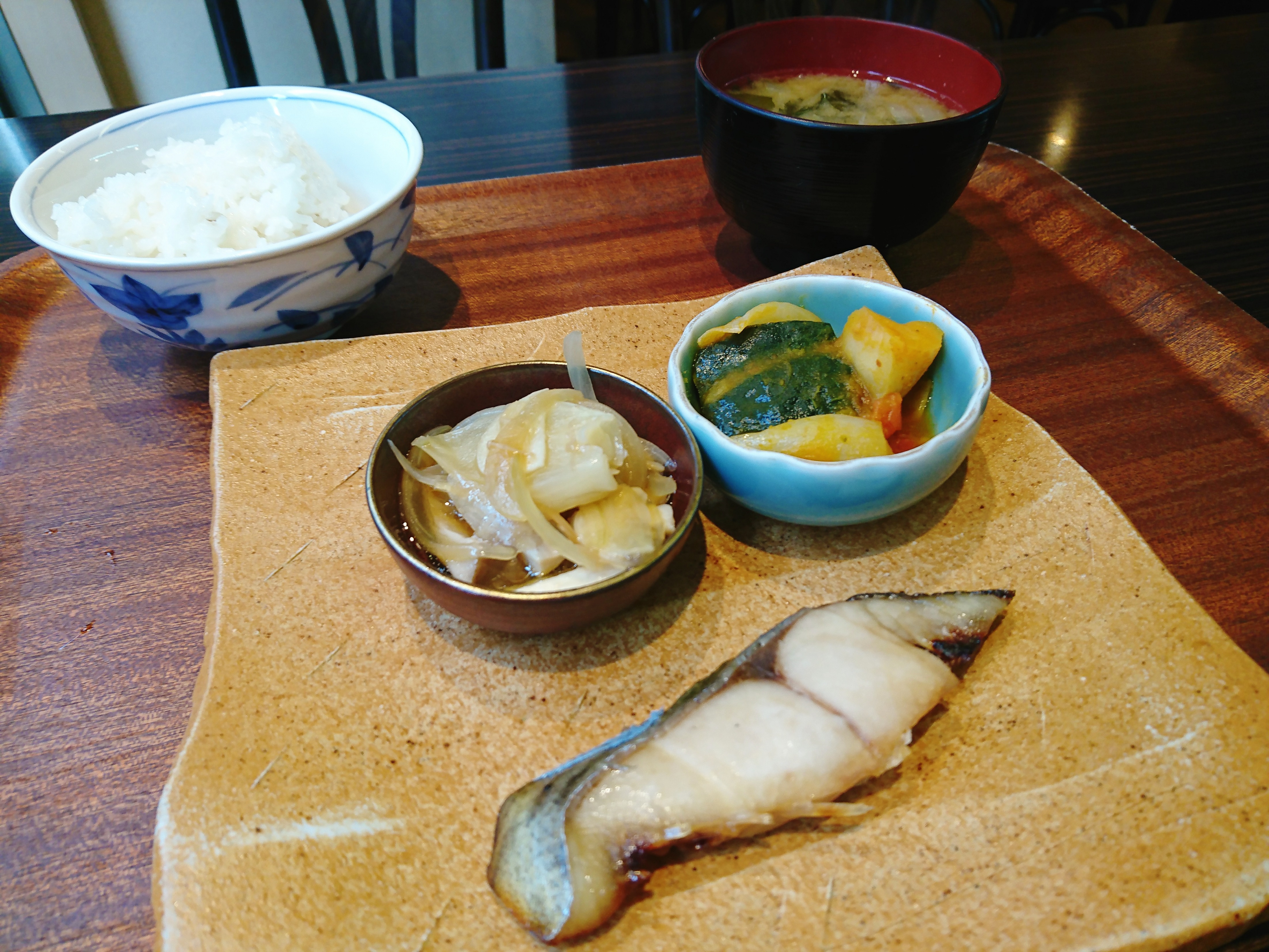 【京都】京都博物館へも好アクセス！実家みたいな和朝食@Cafeひなみ