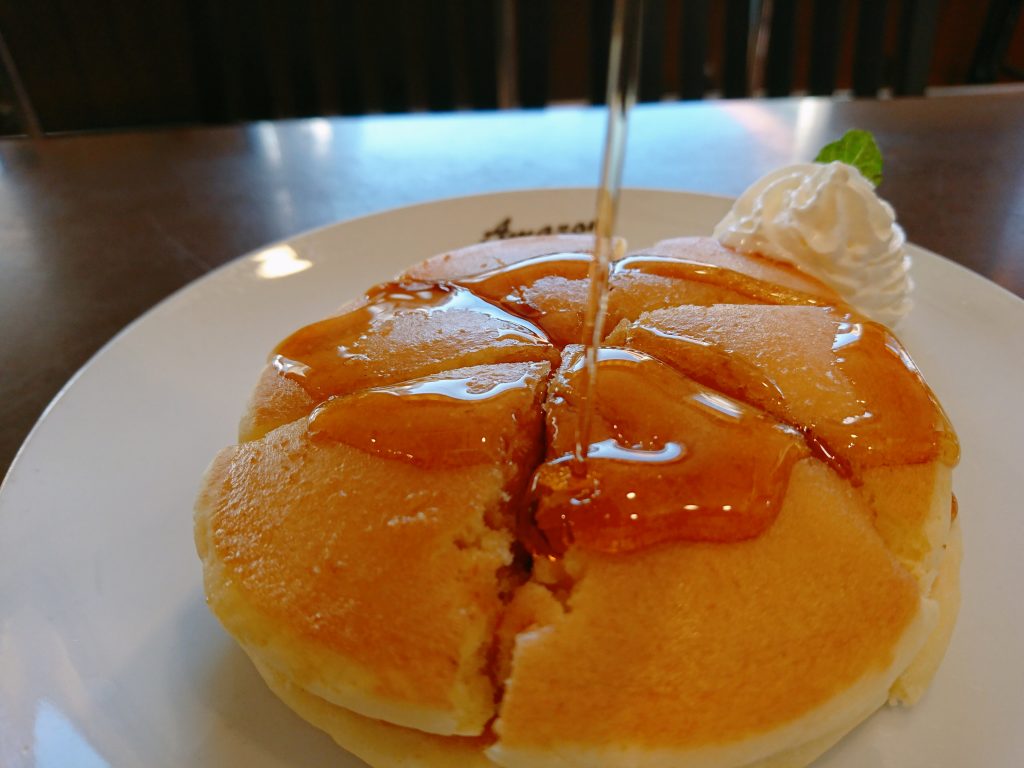 京都の喫茶Amazon（アマゾン）ホットケーキモーニング