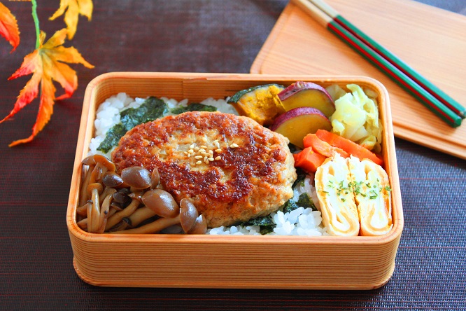 カンタンなのに万能!優秀おかず「しめじのうま煮」のお弁当 カンタンなのに万能!優秀おかず「しめじのうま煮」のお弁当