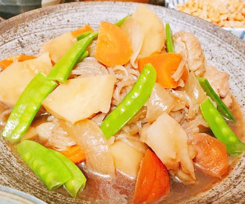 朝に仕込めば夜ラクラク♪10分煮込むだけの簡単「肉じゃが」レシピ