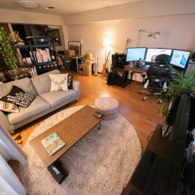 お部屋のほどよいアクセント♪「ラグ」のある空間