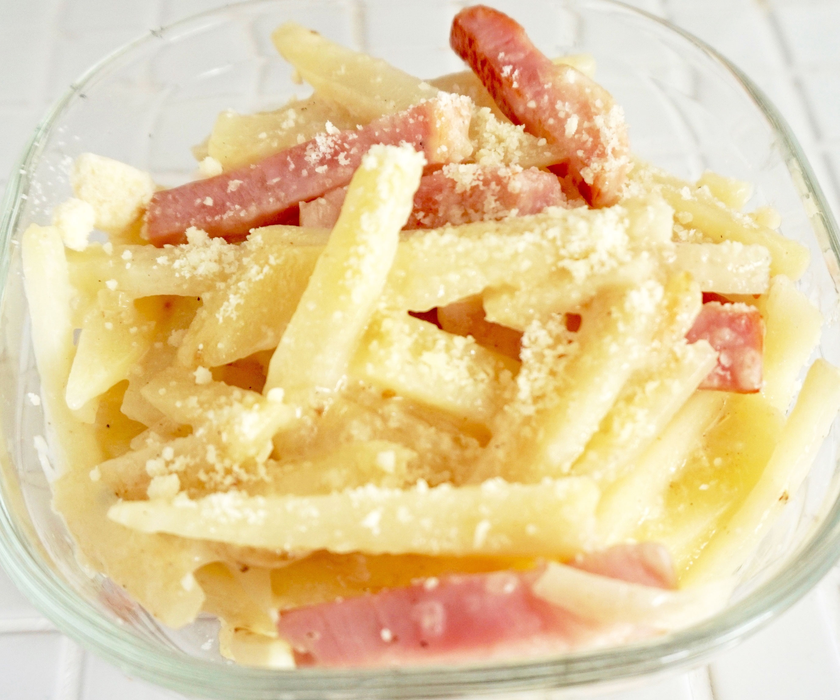 炒めるだけ！チーズ風味の簡単作り置き「じゃがベーコンのクリーム炒め」