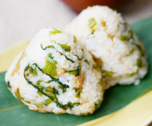 作り置きしておくと便利！カブの葉で簡単「混ぜご飯の素」
