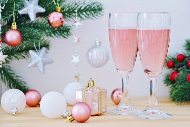 あなたはどう楽しむ？「クリスマス・イブ」定番の過ごし方3つ