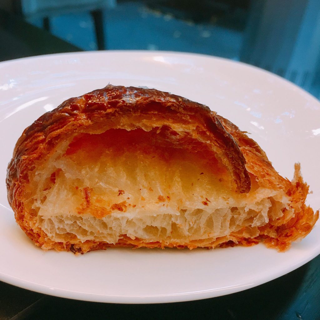 【東京・大手町】オレンジブリオッシュが絶品!自分へのご褒美にしたい「THE CAFE BY AMAN」のクロワッサン