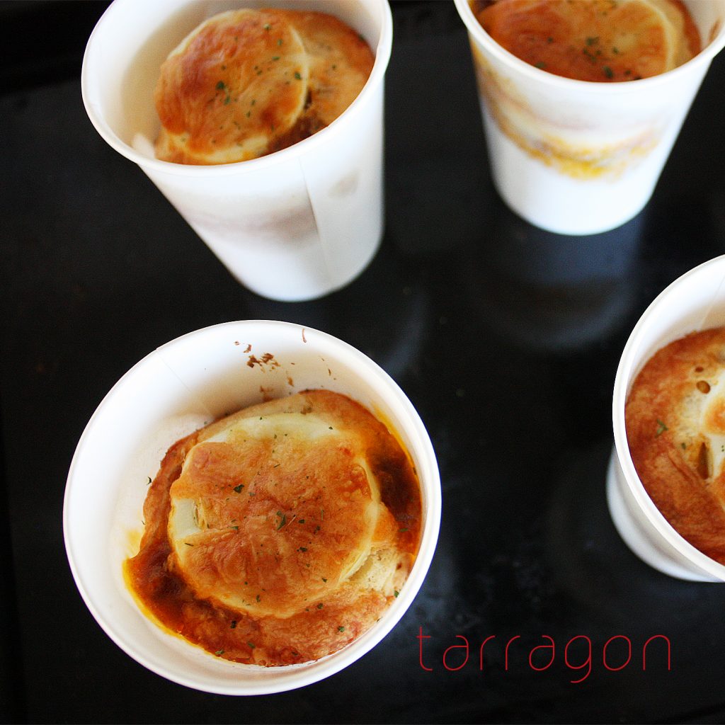 紙コップ+ホットケーキミックスで簡単「焼きカレーパン」