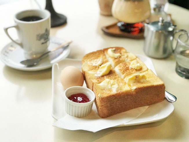 ひとりで楽しむ喫茶店のモーニング