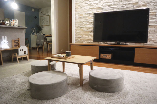 ゆったりリラックス♪「ソファなし」でもくつろげるお部屋の実例