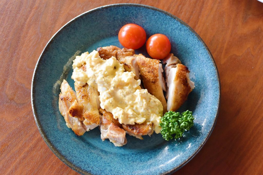 鶏モモ肉のソテー