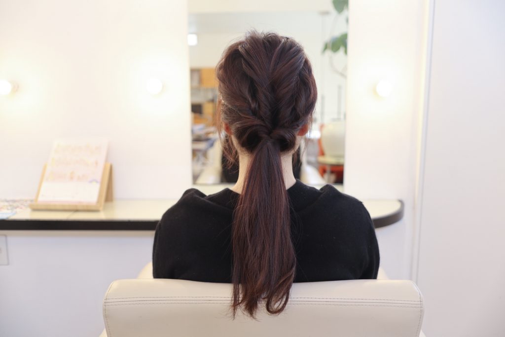 簡単なのにそうは見えない!「くるりんぱ」おしゃれヘアアレンジ