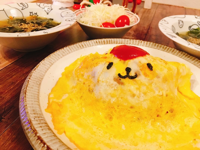 のりとケチャップでポムポムプリンオムライス