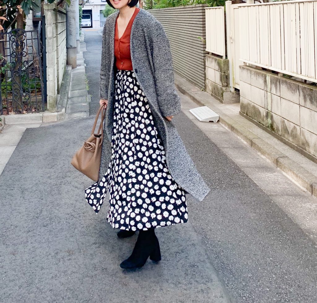 冬服に飽きたら!プチプラで着回す「花柄」コーデ