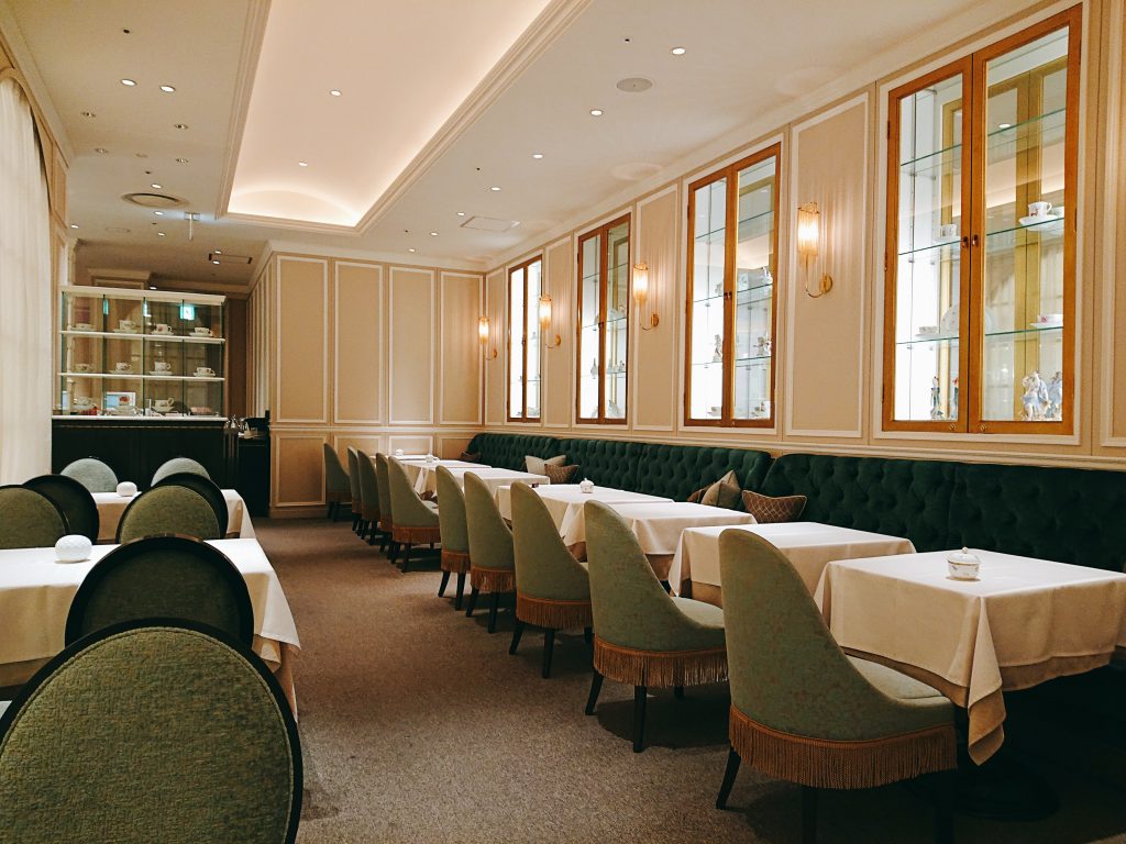 マイセンカフェの店内