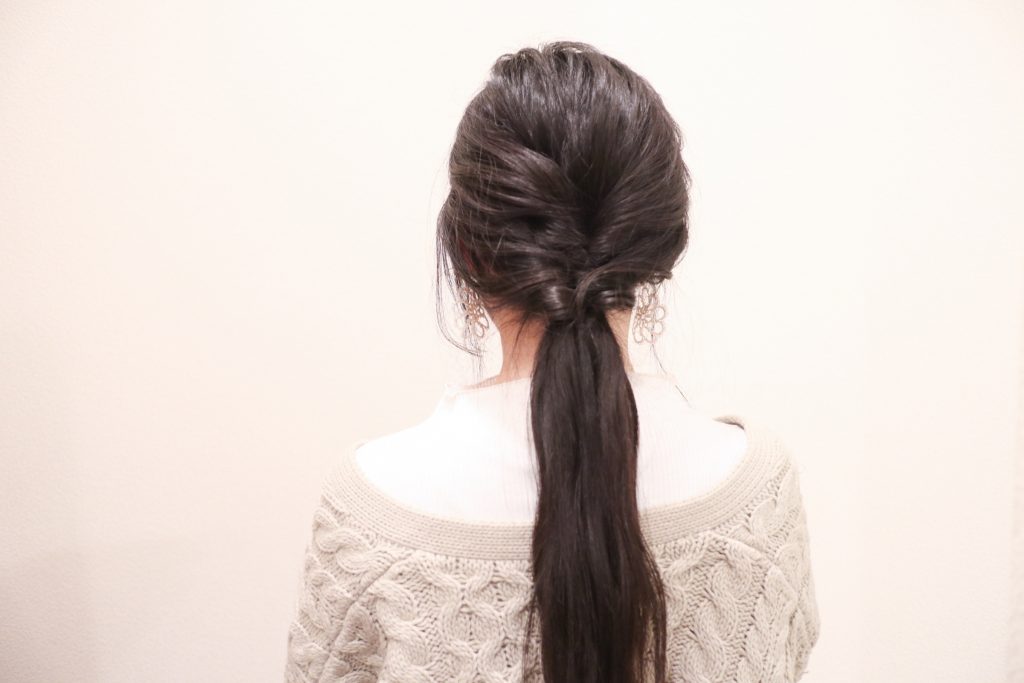 くるりんぱだけ!おしゃれでカワイイ簡単ヘアアレンジ