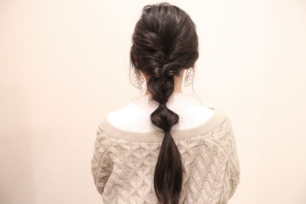 くるりんぱだけ!おしゃれでカワイイ簡単ヘアアレンジ