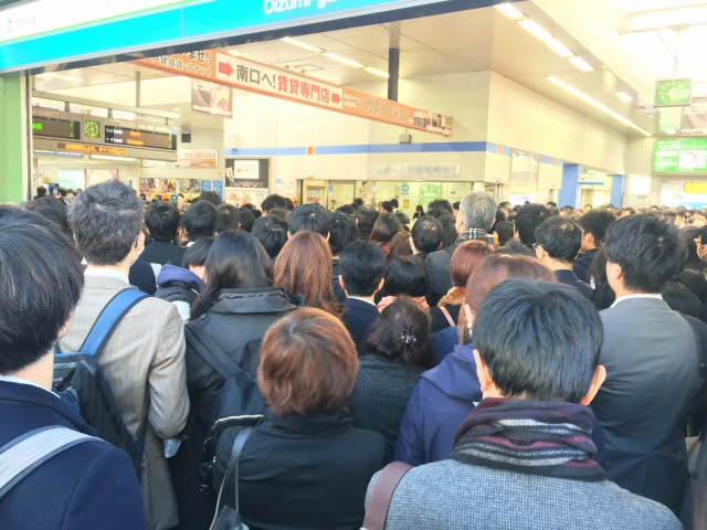 電車が遅延中