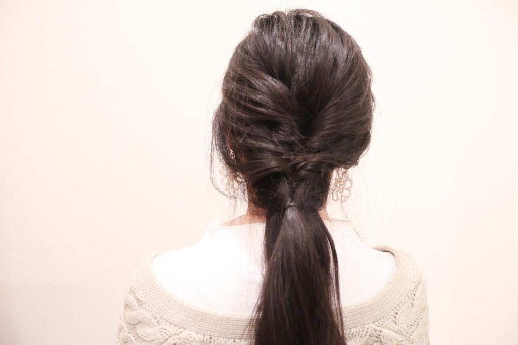 くるりんぱだけ!おしゃれでカワイイ簡単ヘアアレンジ