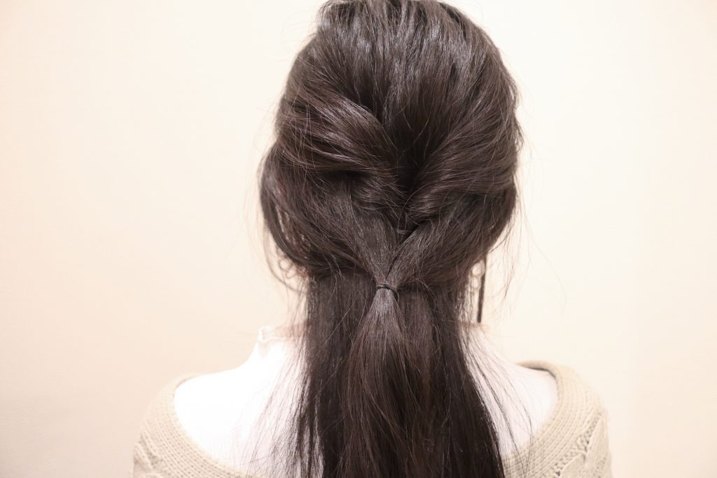 くるりんぱだけ!おしゃれでカワイイ簡単ヘアアレンジ