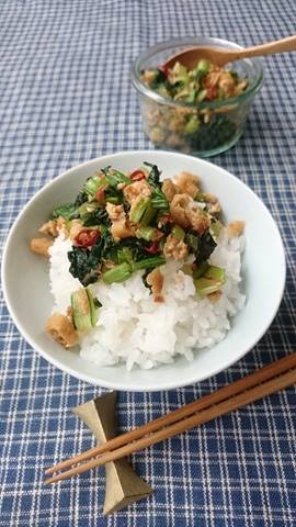 作り置きしておくと便利!ご飯がすすむ「小松菜ふりかけ」