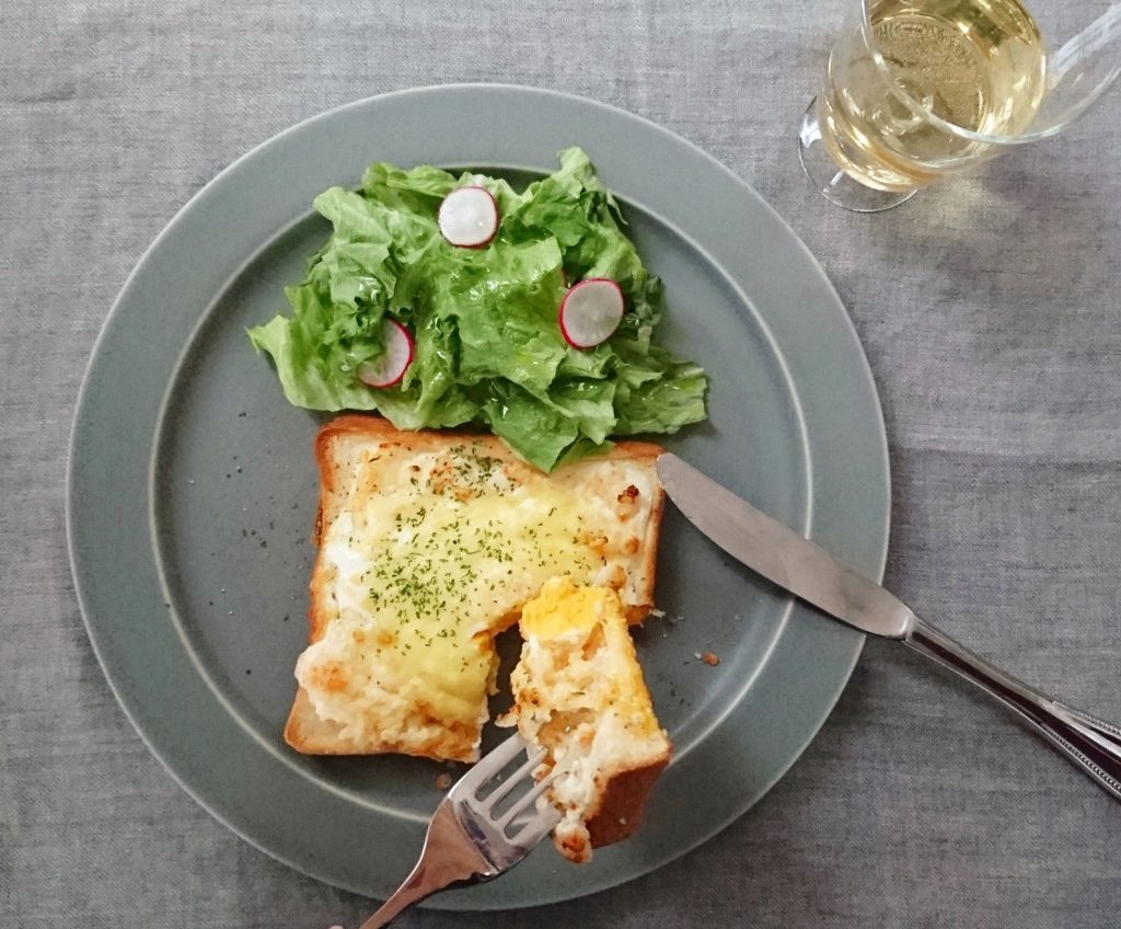 すごく簡単!なのにおしゃれで美味しい「エビマヨトースト」
