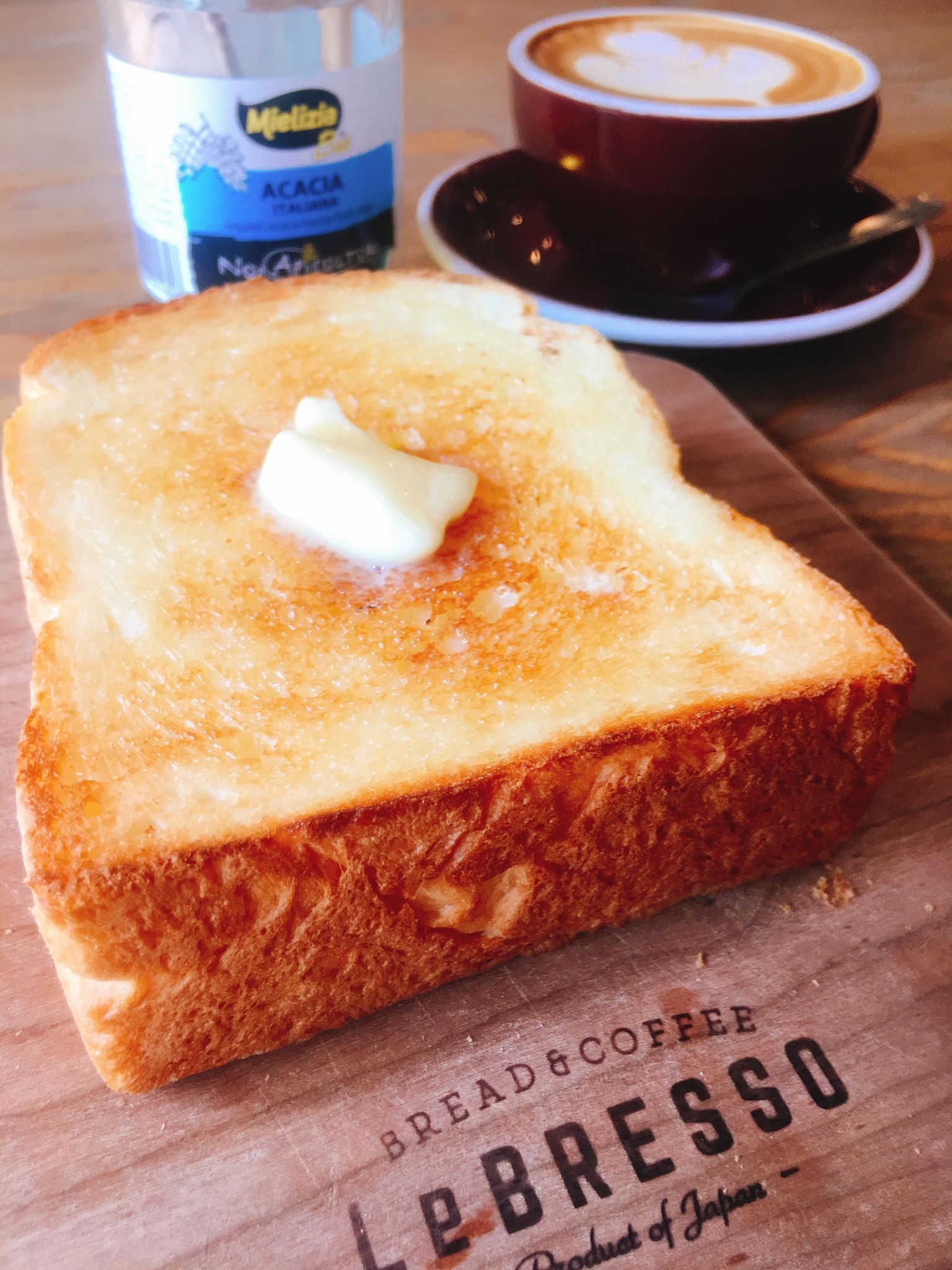 【武蔵小山】大阪で人気の厚切りトーストが東京でも！食パン専門店「レブレッソ」