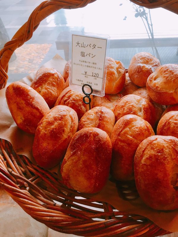 【島根】大山バター塩パンが絶品!出雲大社近くのパン屋さん「ブーランジェリーミケ」