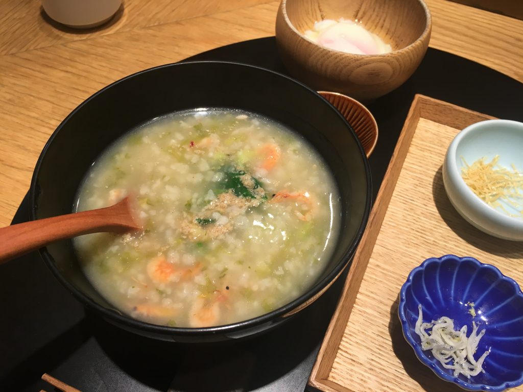 おだし東京の朝粥セット