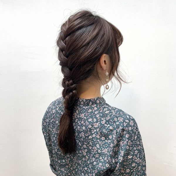 編むのがニガテでもできる!簡単編み込み風ヘアアレンジ術♪