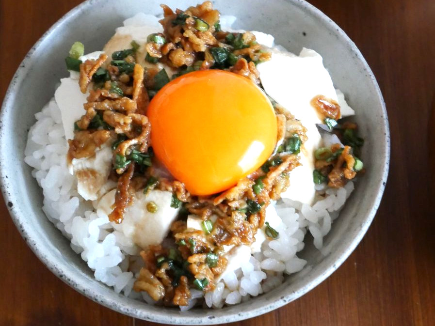 人気料理家さんのやみつきレシピ！簡単おいしい「朝丼」5選