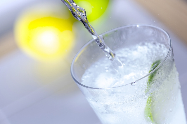 甘酒やお茶で楽しむ！私のおすすめ「炭酸水」アレンジ方3つ